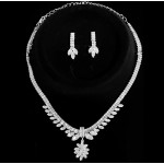 Colier cu cercei AS04GG Argintiu cu cristale din Zircon